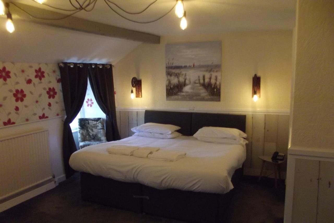 The Liverpool Arms Hotel Beaumaris Ngoại thất bức ảnh