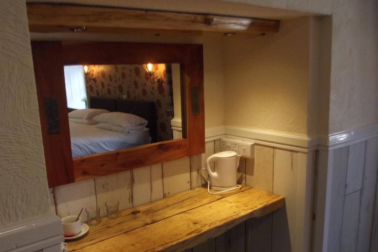 The Liverpool Arms Hotel Beaumaris Ngoại thất bức ảnh